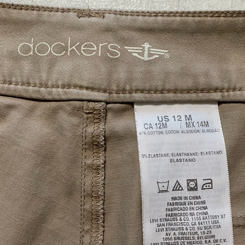 Dockers Men's Khaki Chinos - Picture 2 of 6